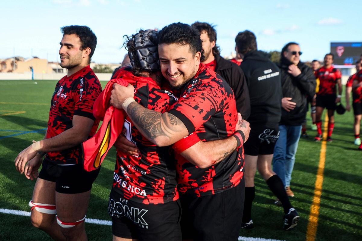 Mira todas las imágenes del triunfo del Ibiza Rugby frente a El Toro