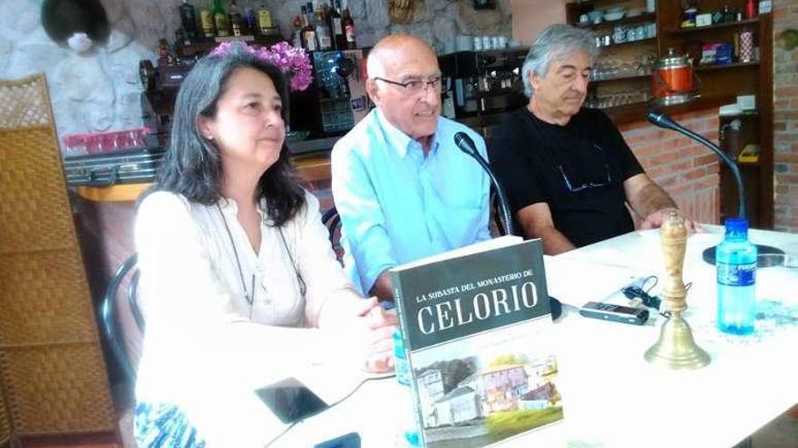 Marisa Elviro, Ramón Álvarez y José Carlos Lledías.