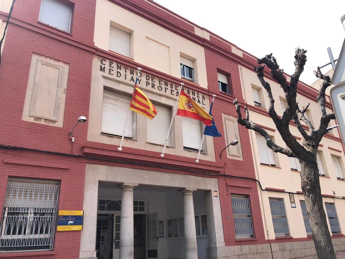 El IES Botànic Cavanilles de la Vall d'Uixó sufrió problemas el pasado año con el profesor denunciado en el IES Politècnic.