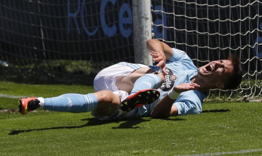 Un tanto del nigeriano da ventaja a los celestes en el ''play-out'' contra el Alcoyano.