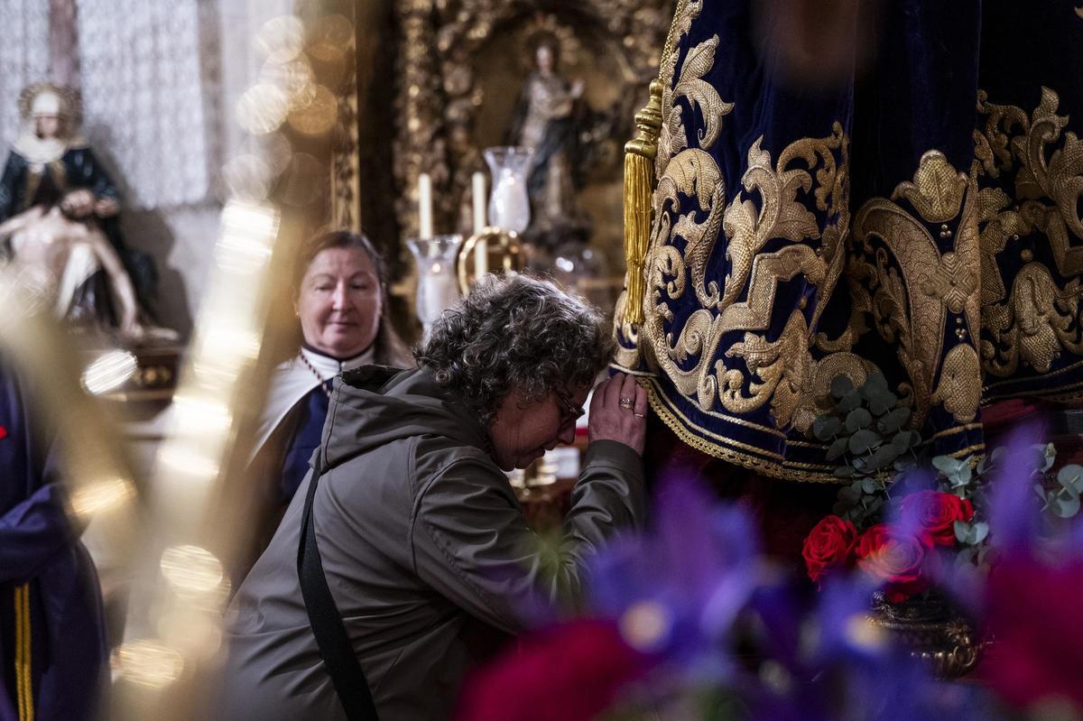 Besapié al Nazareno de Caceres
