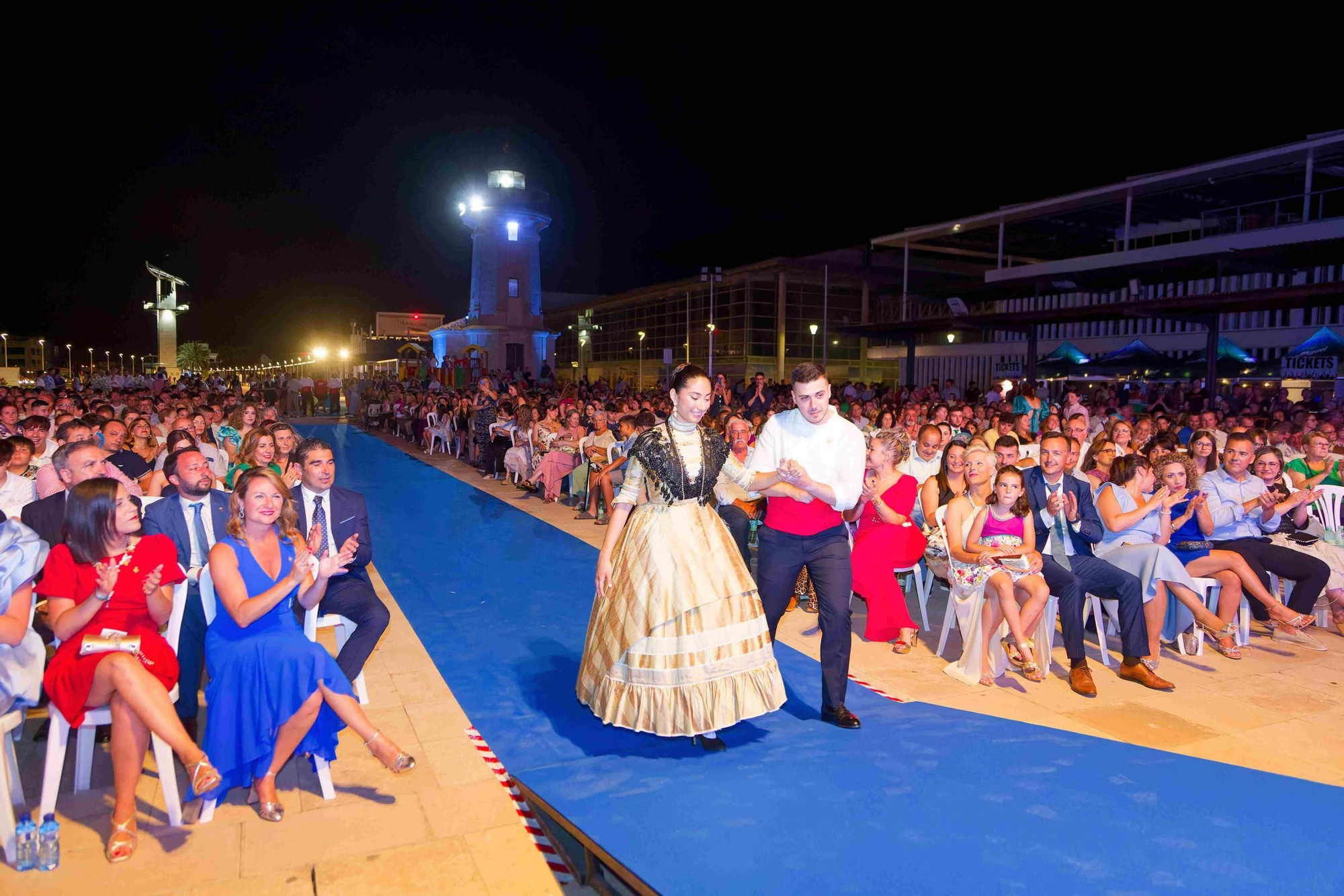 Emotiva presentación de las reinas de las fiestas de Sant Pere 2025