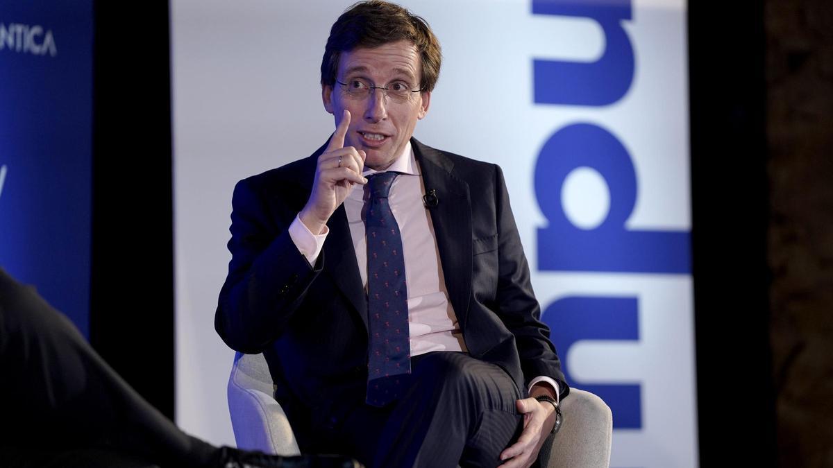 Almeida: "Se trata de aprovechar la potencialidad que tiene Badajoz desde el punto de vista geográfico, que para Madrid es extraordinariamente importante"