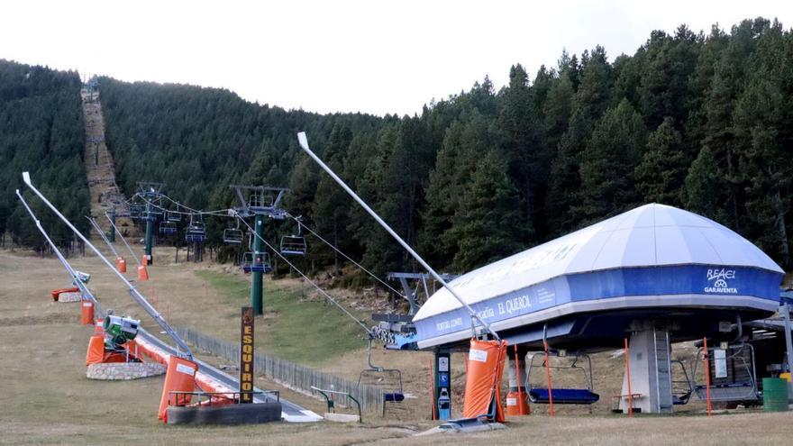 L’estació d’esquí del Port del Comte, encara sense neu | MAR MARTÍ (ACN)
