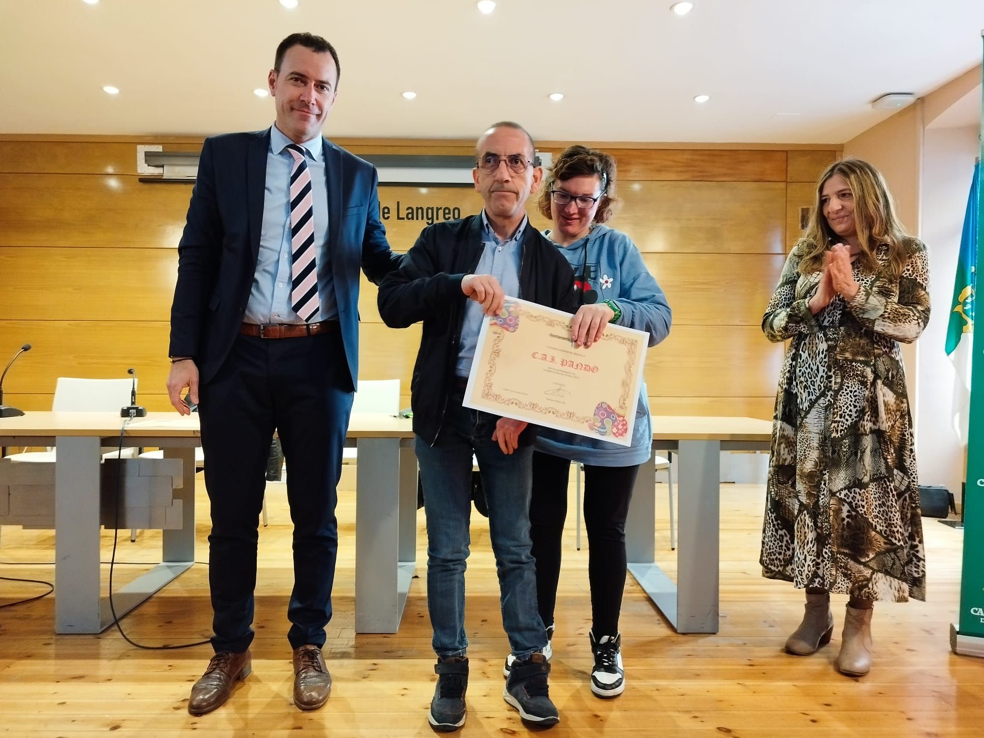 Entrega de premios del Concurso escolar de Huevos Pintos de Langreo