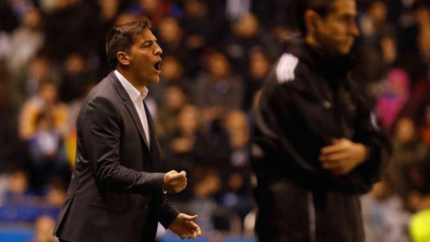 Berizzo, técnico del Celta, en Riazor // RICARDO GROBAS