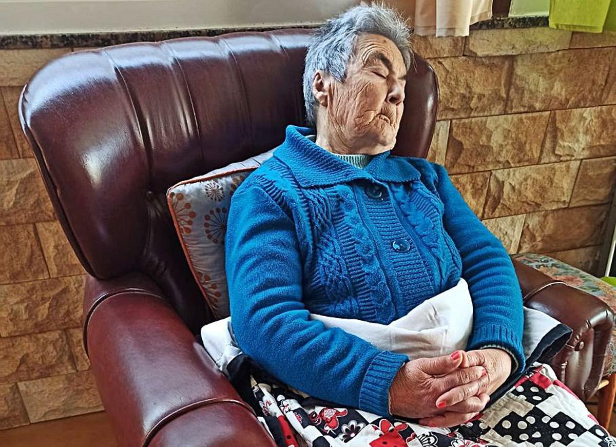 María, de 90 años, usuaria de “Vellos Tempos”.  |  //  R.M. BLANCO