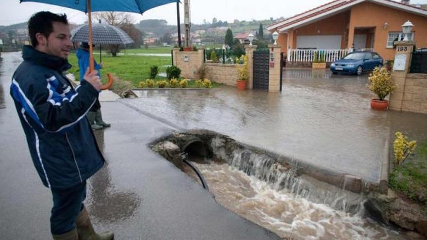 Inundaciones en Santiago del Monte el pasado enero al desbordarse el arroyo de La Venal.