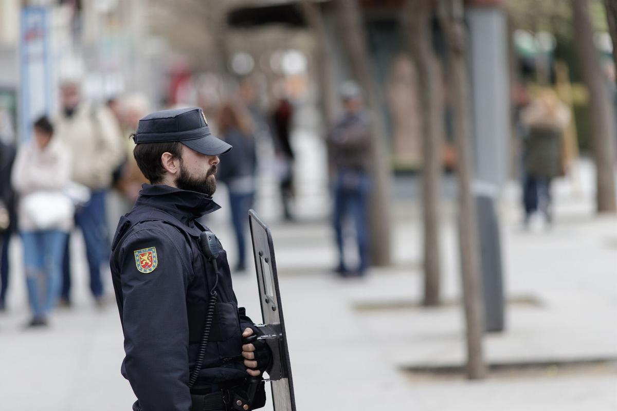 22/03/2017 Recursos de Policía Nacional, agente, agentes, policía, policías, distintivo de antidisturbio, Unidad de Intervención Policial (UIP), antidisturbios, escudo de antidisturbio EUROPA ESPAÑA JUSTICIA SOCIEDAD