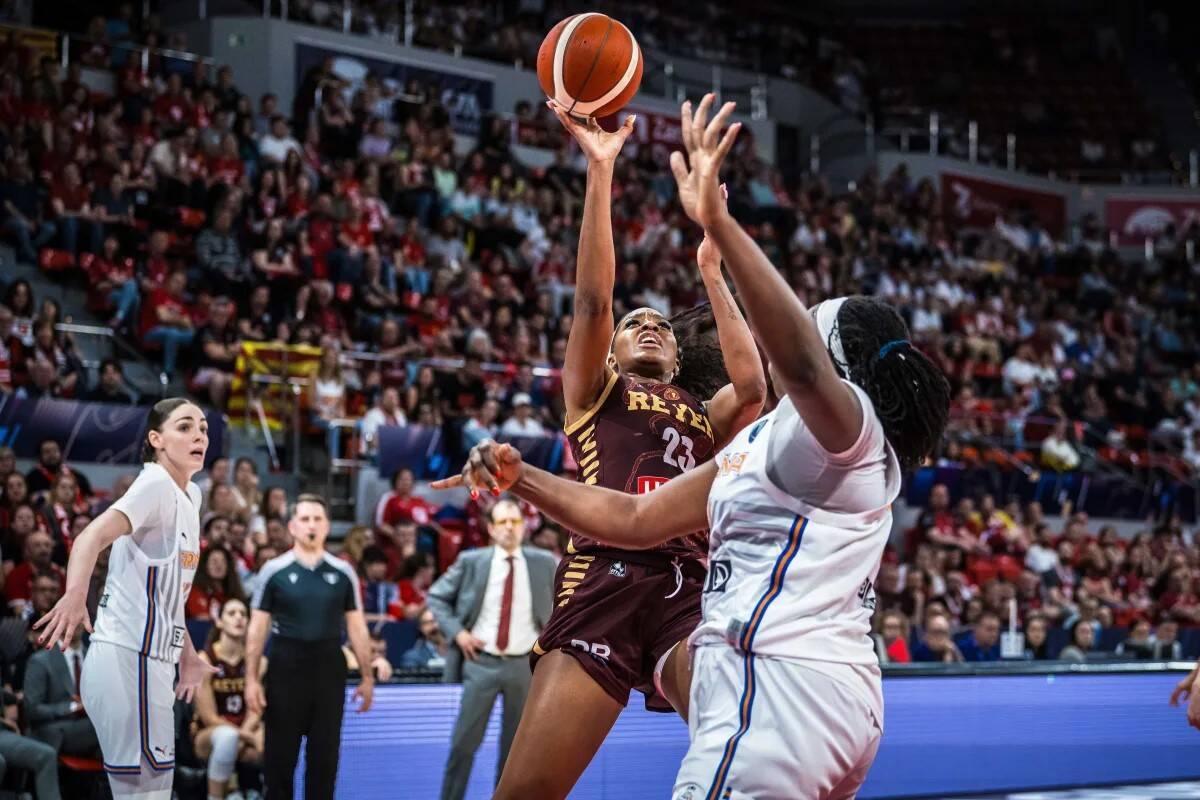 L'Spar Girona fa història plantant-se a les semifinals de l'Eurolliga (70-64) L'Spar Girona fa història plantant-se a les semifinals de l'Eurolliga (70-64)