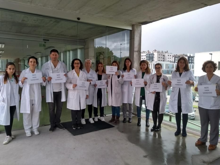 Médicos de Vigo claman tras desconvocar la huelga