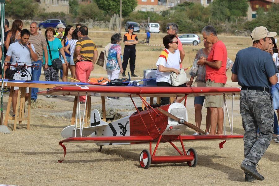 Exhibición de aeromodelismo en Bermillo de Sayago