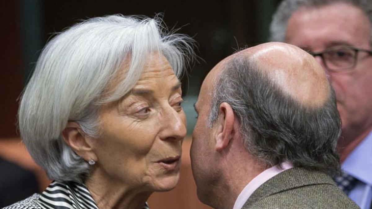 L’informe presentat per l’FMI refreda l’optimisme del Govern i rebaixa dues dècimes el creixement d’aquest any i cinc el 2016