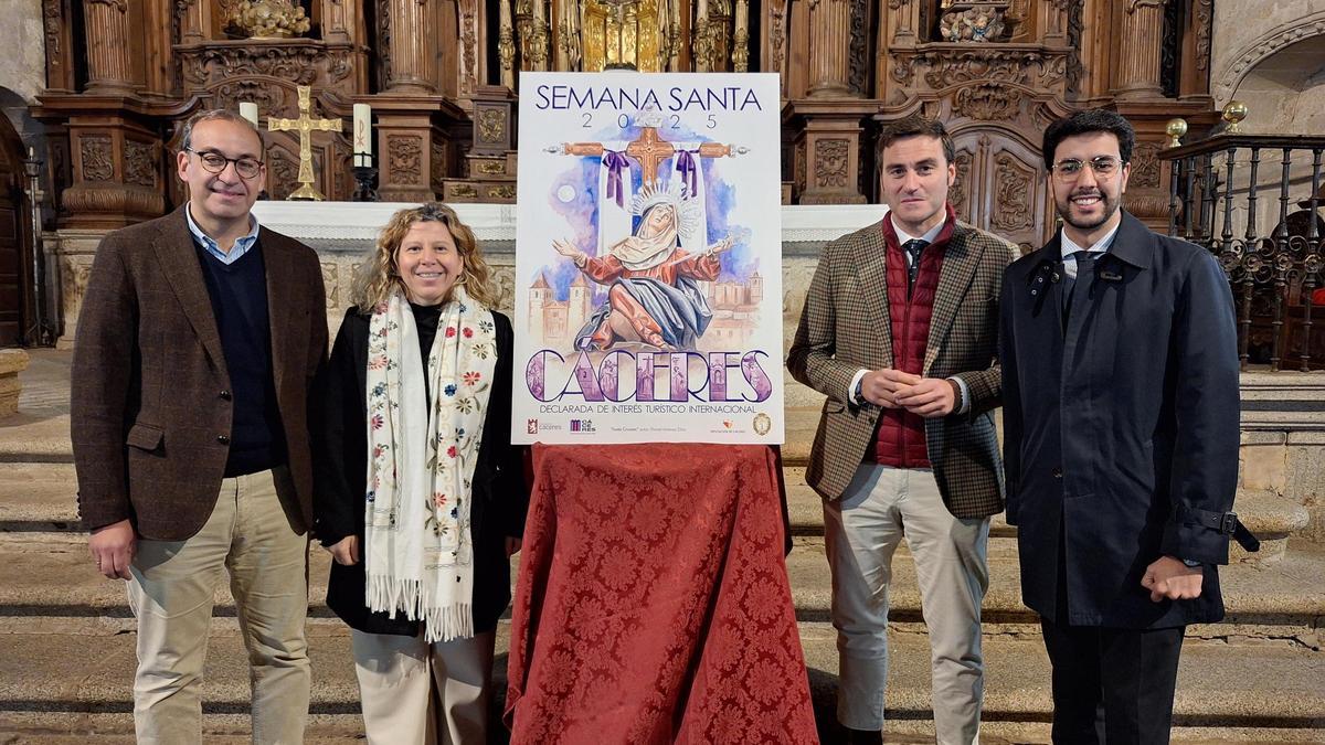 El alcalde de Cáceres, Rafa Mateos, junto a los concejales Ángel Orgaz, Jorge Suárez y Jacobi Ceballos.