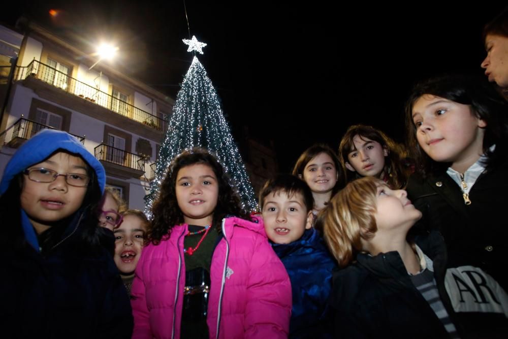 Encendido de las luces de Navidad en Avilés