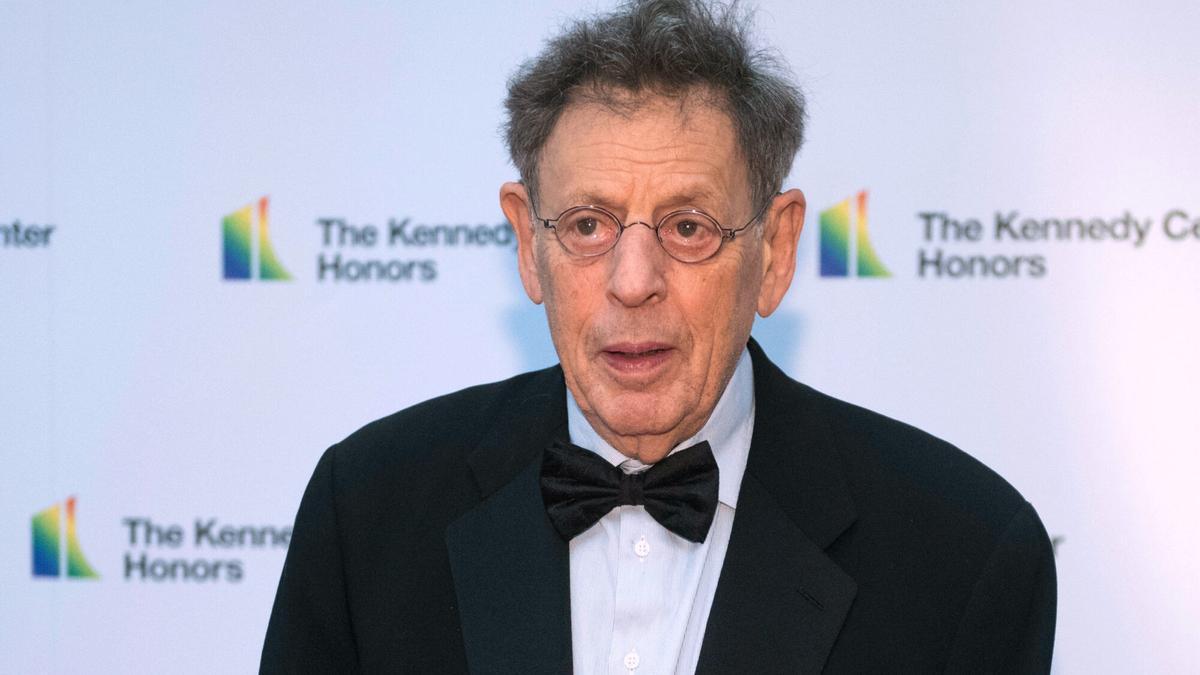 ESTADOS UNIDOS | El compositor Philip Glass cancela su estreno en el Centro Kennedy como protesta a Trump