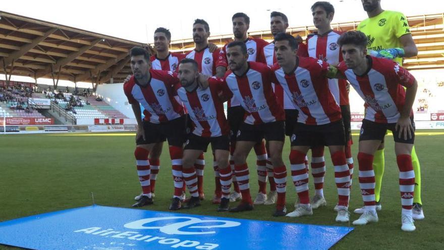 El equipo inicial del Zamora en el partido contra el Real Burgos.