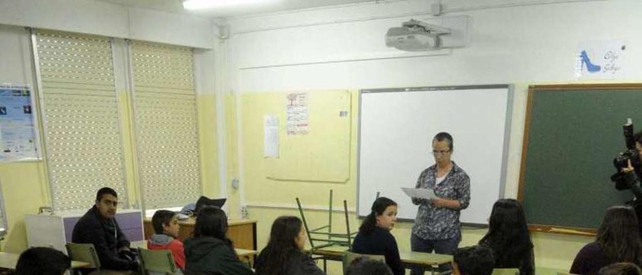 Primer día de clase en el IES Castro Alobre, en Vilagarcía. // Noé Parga