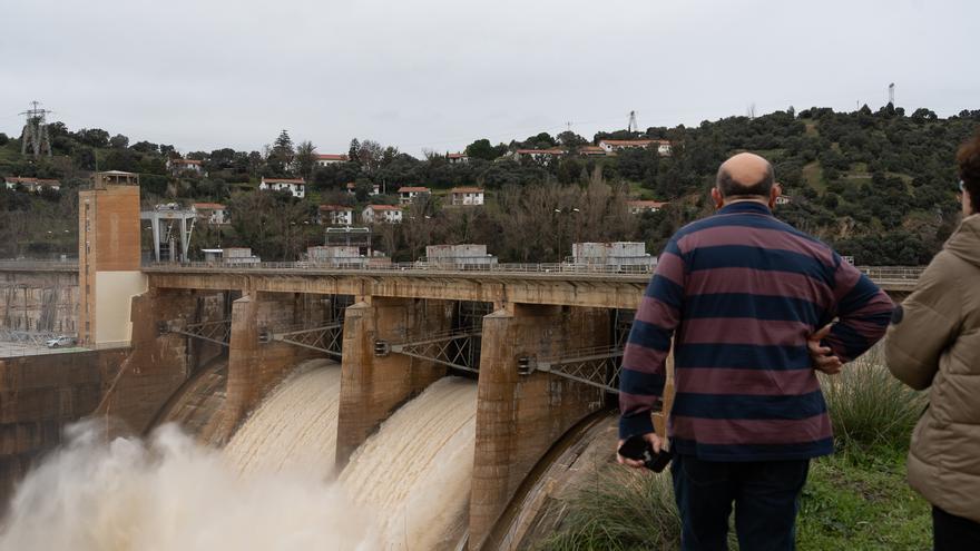 GALERÍA | Las imágenes del desembalse de la presa en Villalcampo