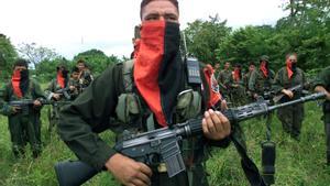 Archivo - Guerrilleros del Ejército de Liberación Nacional (ELN) colombiano.
