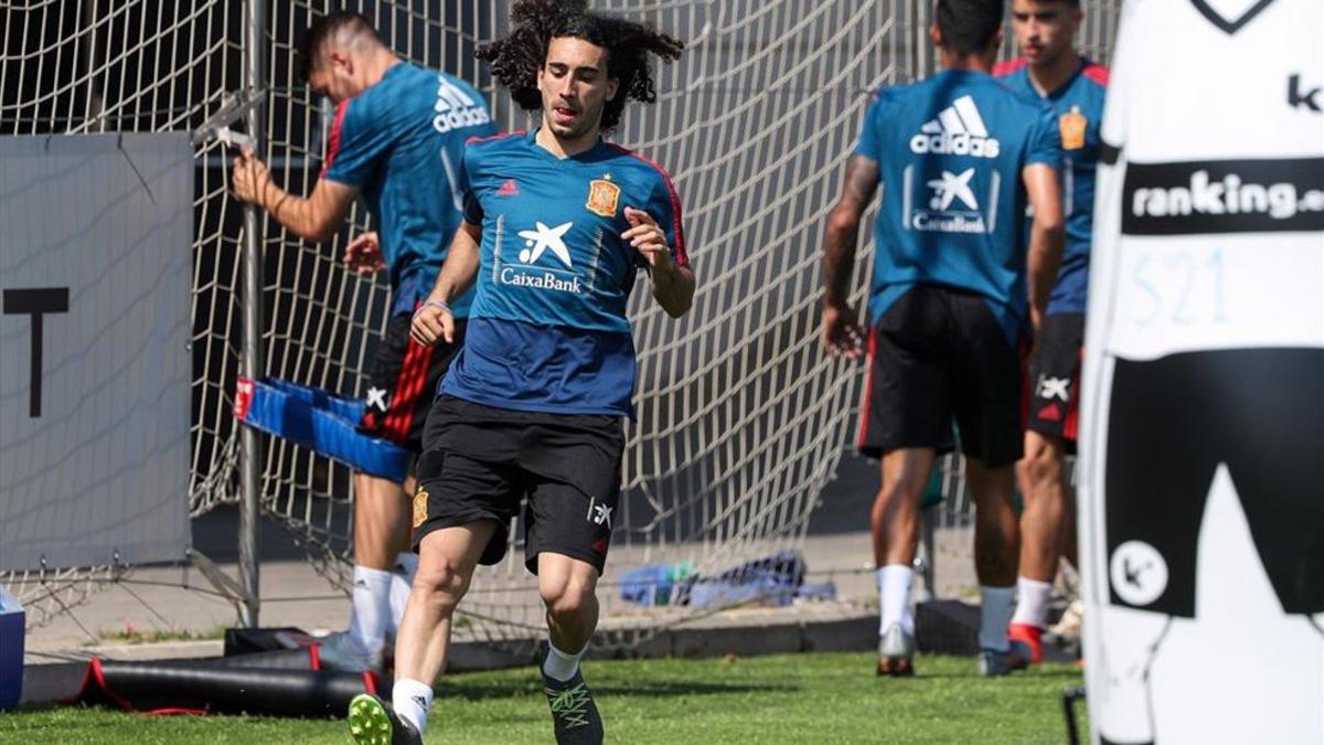 Imagen de archivo de Cucurella entrenando con la Sub-21