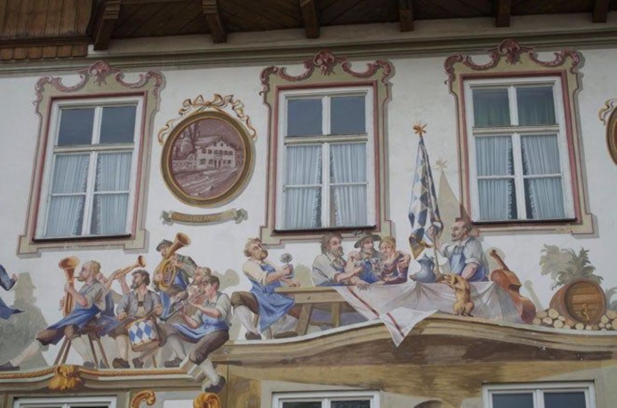 No hay dos fachadas iguales en la pequeña Oberammergau.