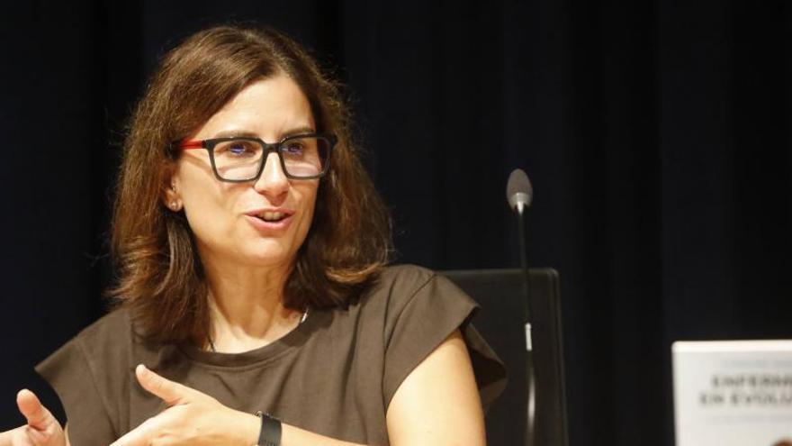 Carolina Samalea, autora de “Enfermera en evolución”: «Hemos virado de una medicina paternalista a una medicina mucho más participativa y más individualizada»