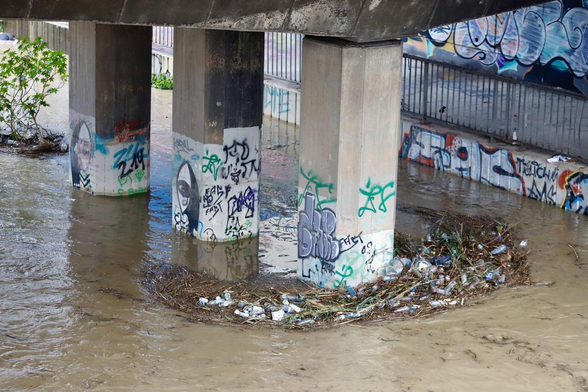 Desembalse de la presa El Limonero