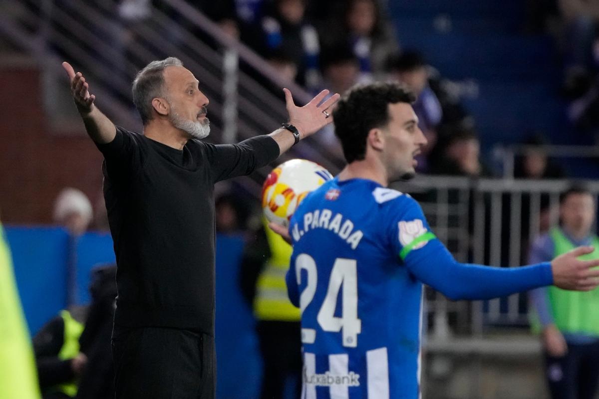 Pellegrino Matarazzo, técnico de la Real Sociedad, frente al Alavés en la Copa del Rey.