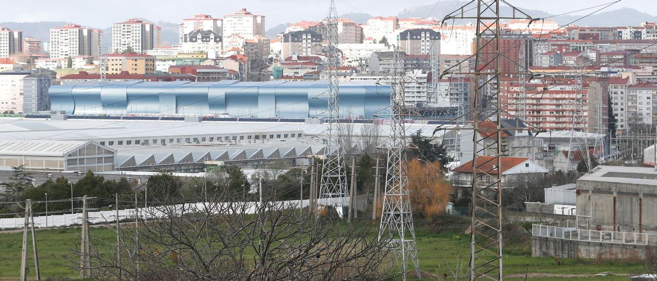 Torres eléctricas que suministran a Balaídos.