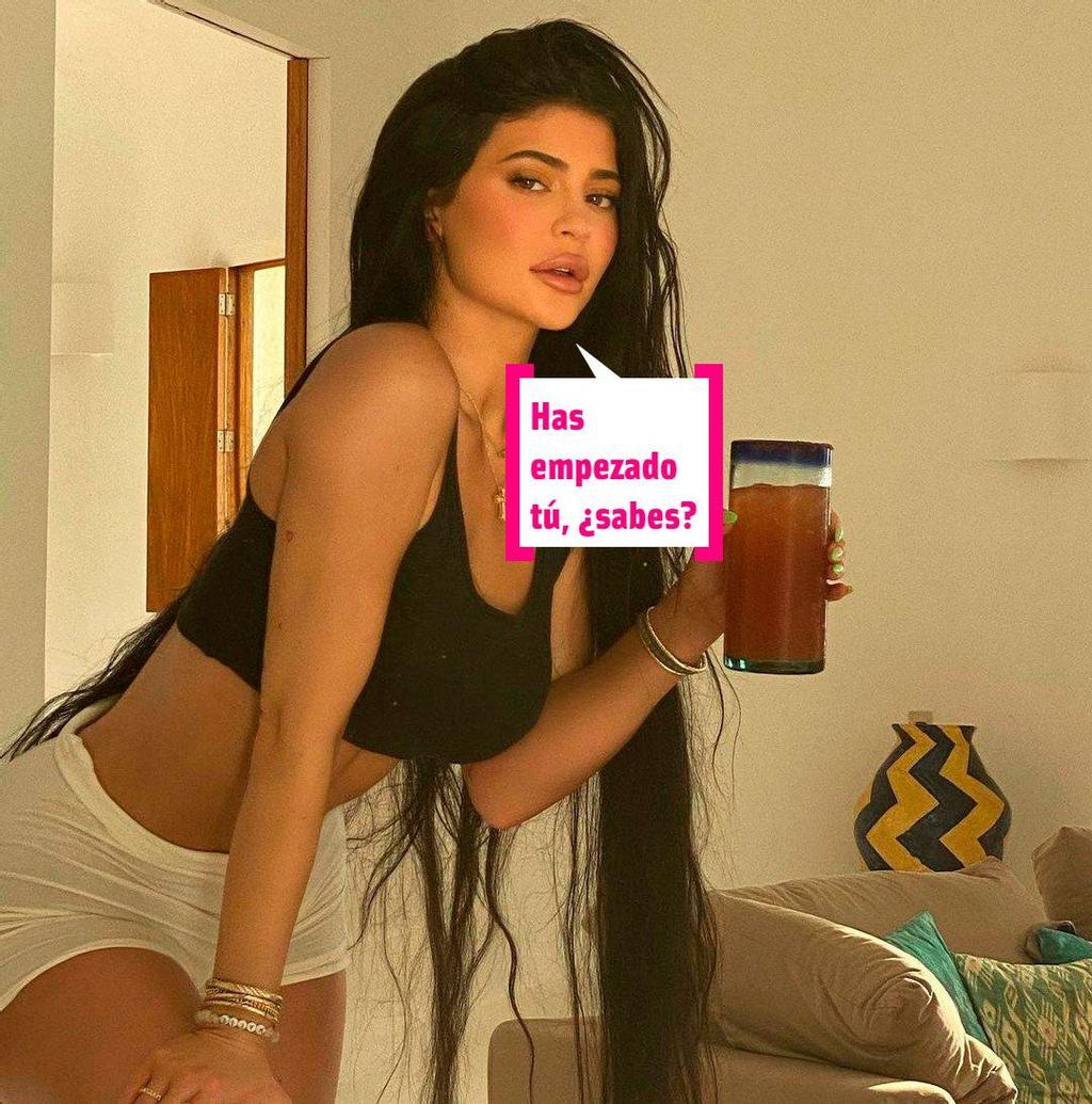 Kylie Jenner posando en ropa interior para su Instagram