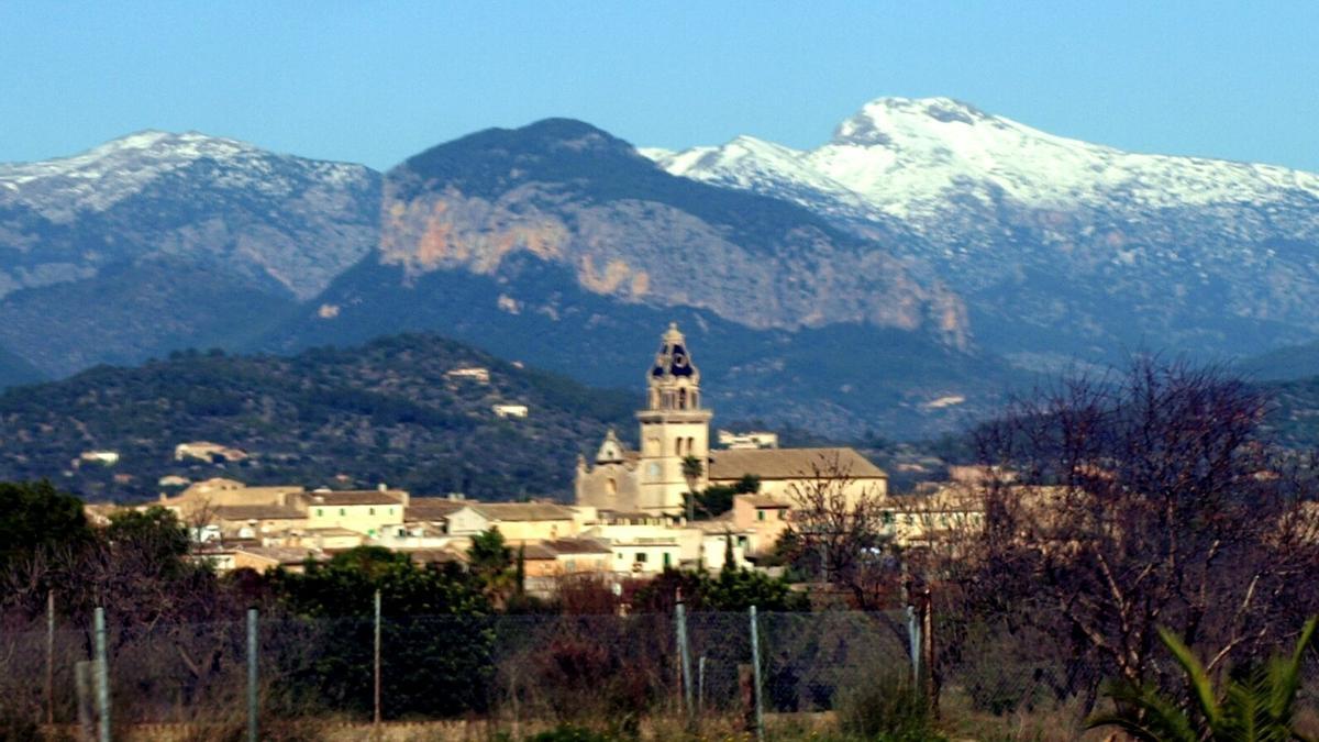 Vistas generales de Santa Mari del Camí