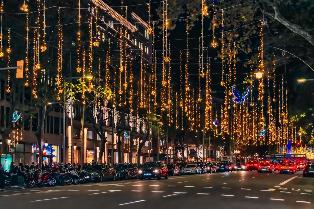 Estos últimos años, el alumbrado del Passeig de Gràcia de Barcelona ha ganado muchos admiradores