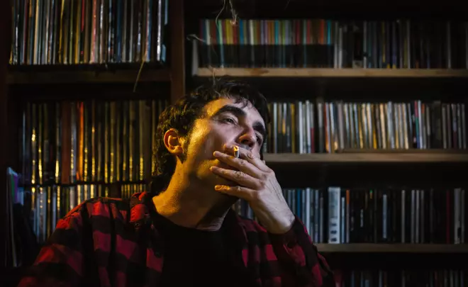 El músico total al que el éxito mandó a la depresión: "Hago mejores canciones que nunca. No tienen público pero soy feliz"