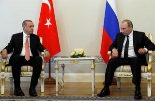 Erdogan estrecha lazos con Putin despechado por la UE