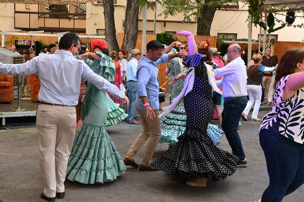 Gran ambiente y afluencia de público en la Feria Real de Baena