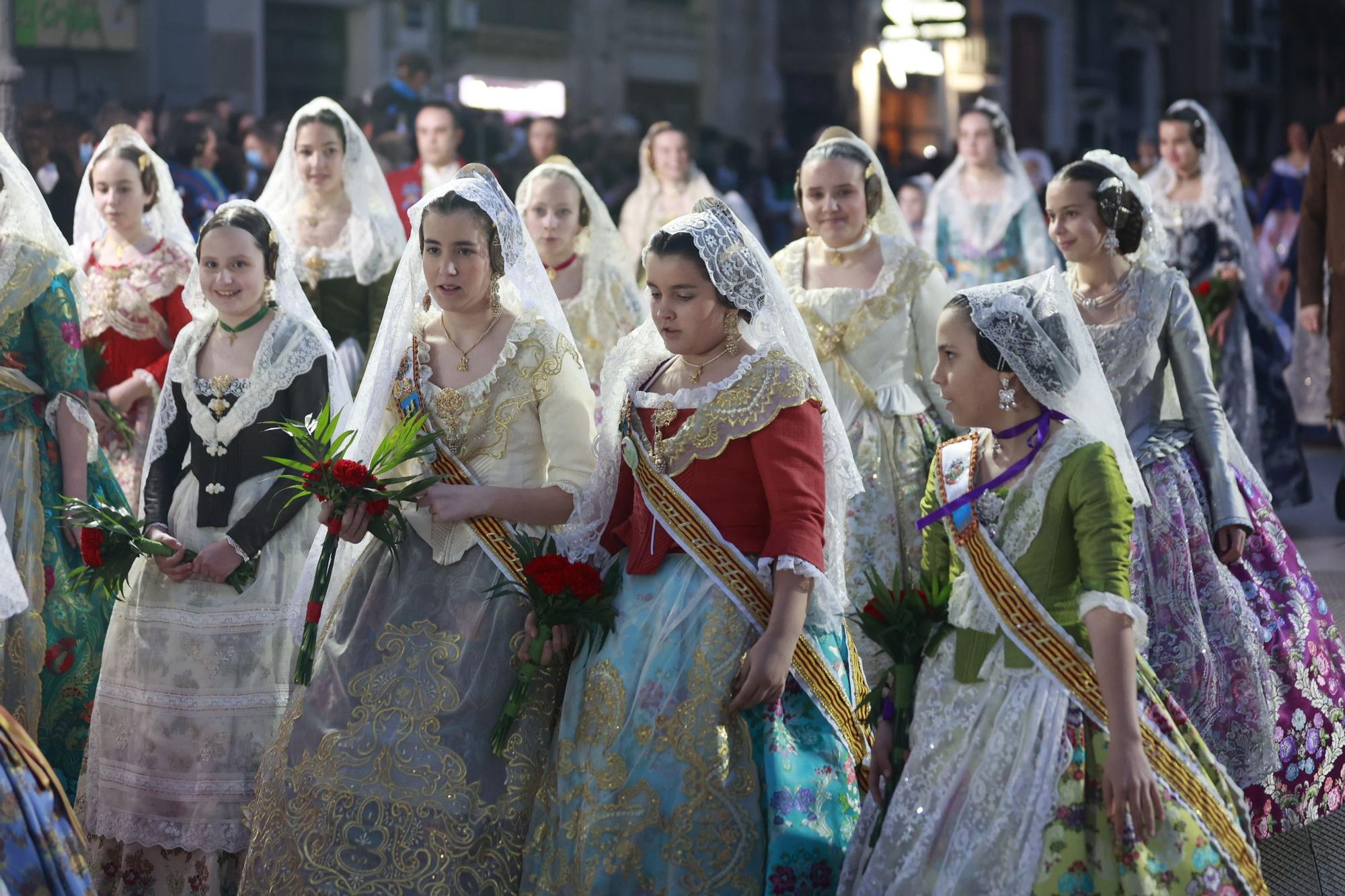 Búscate en el segundo día de ofrenda por la calle Quart (entre las 19:00 a las 20:00 horas)