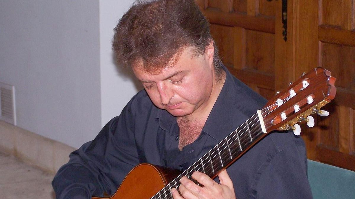 El cicle 'Dilluns al ras' commemora enguany el desè aniversari de la mort de Manuel Babiloni.