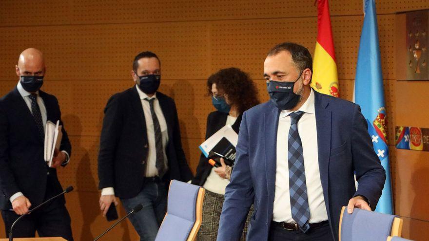 García Comesaña, a su llegada a una rueda de prensa de las organizadas durante la pandemia de COVID-19.