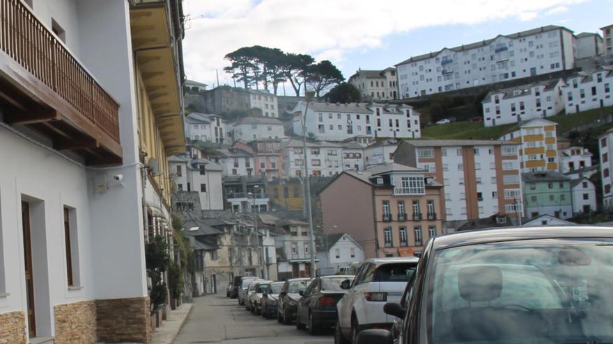 Una cuidadora de mayores de Luarca da positivo tras viajar a Santo Domingo