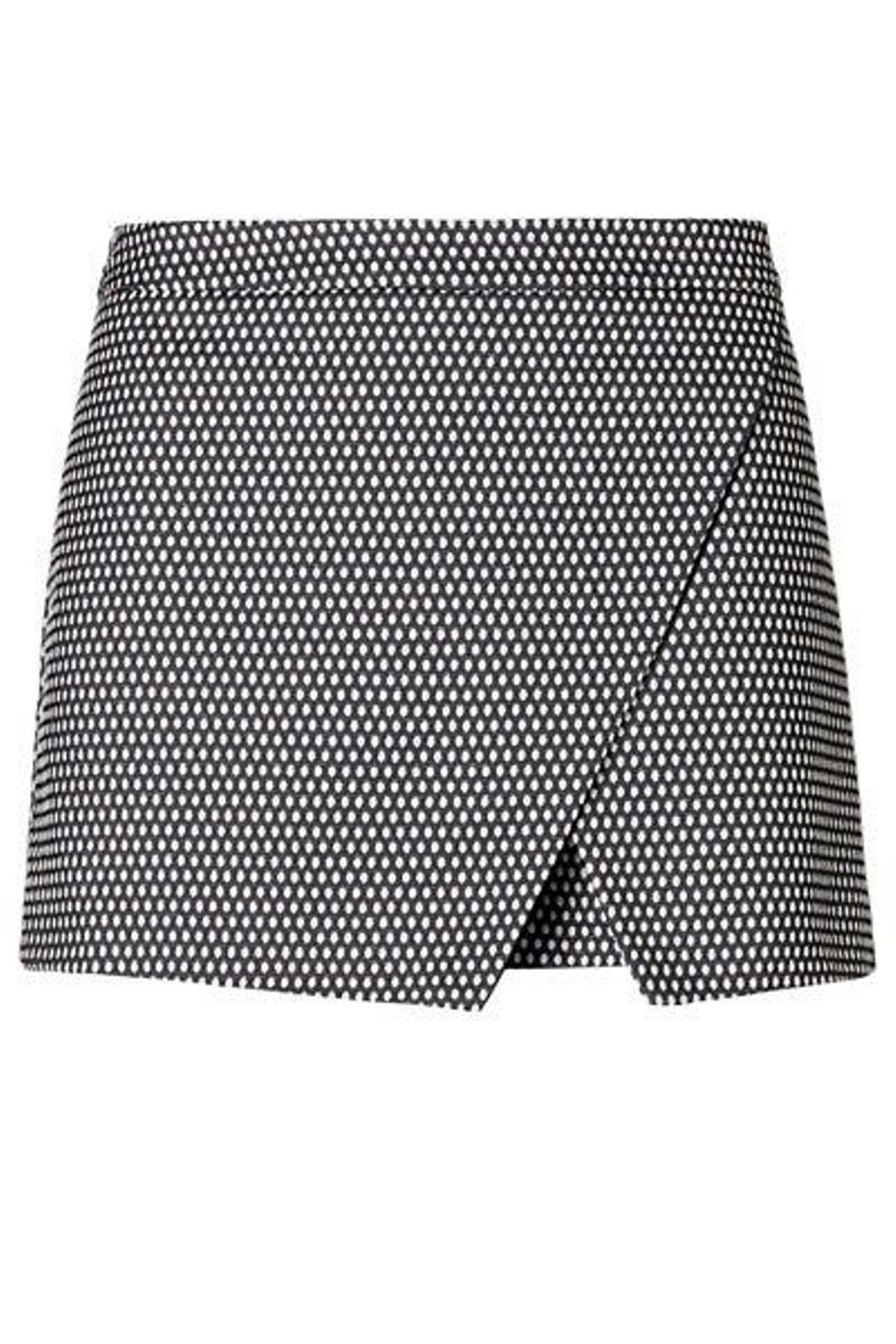 Tendencias primavera - verano 2015: las faldas, mejor con cruce - benetton