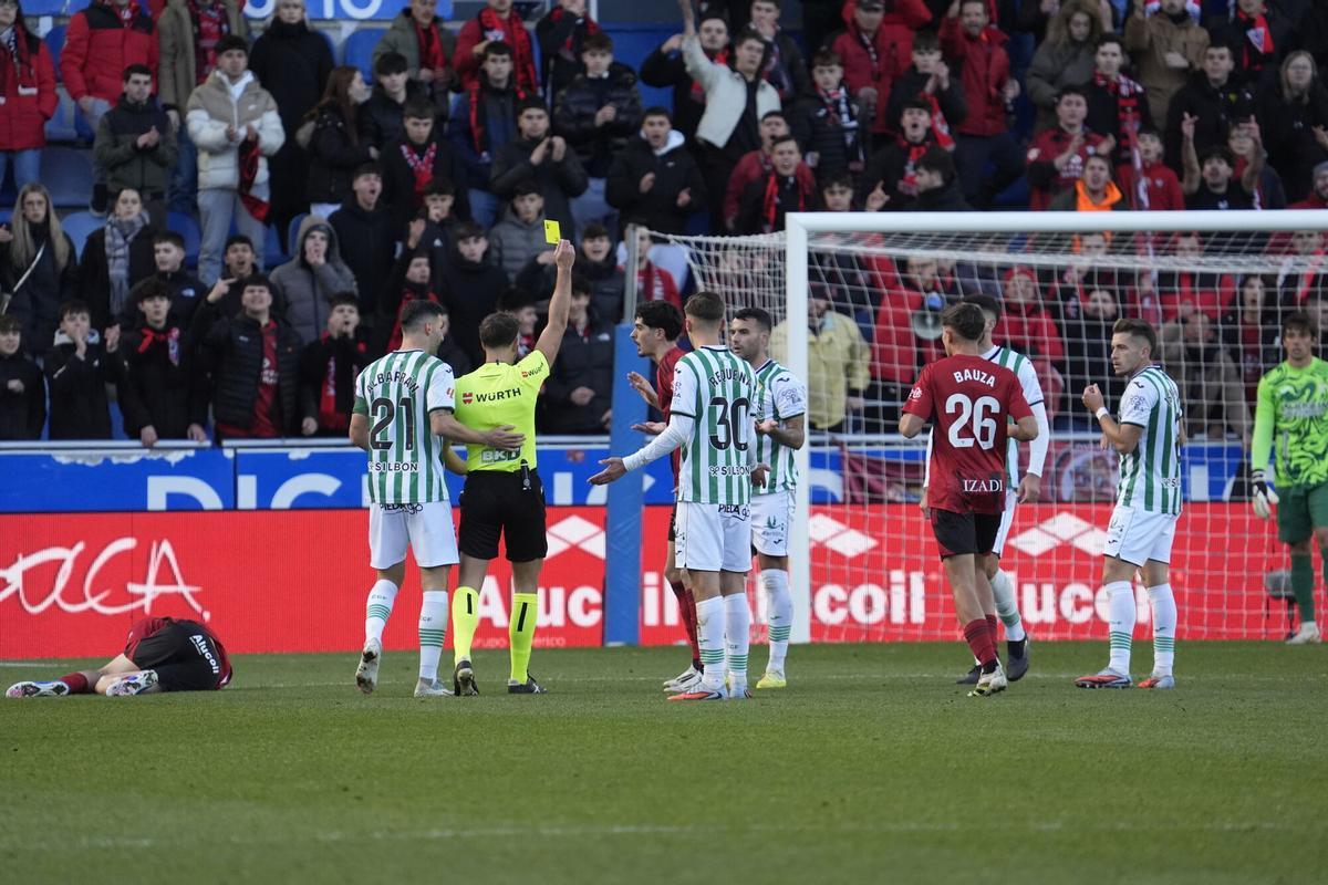 Mirandés-Córdoba CF | Las imágenes del partido de LaLiga Hypermotion