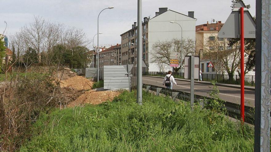 Terrenos colindantes a Basilio Álvarez, donde se ubicará la urbanización. |  // Iñaki Osorio