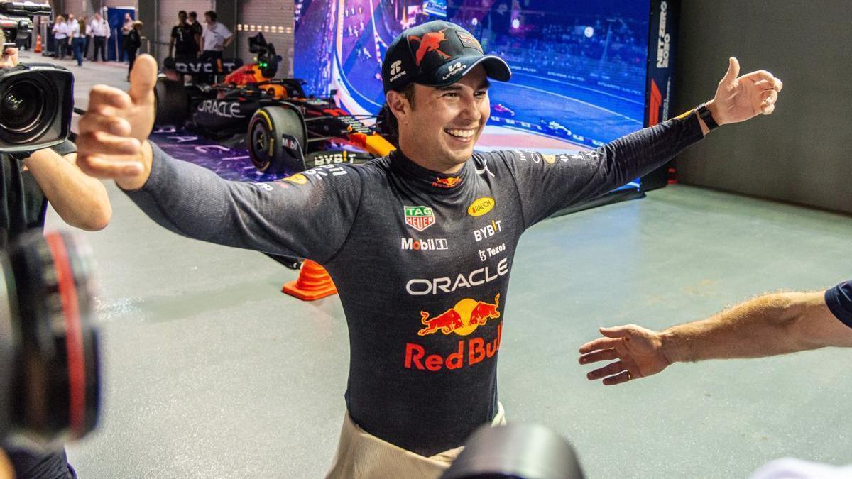 Celebración de 'Checo' Pérez tras su victoria en Singapur