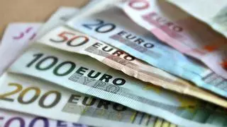 Los jubilados reciben hasta 4.000€ gracias a un error de Hacienda