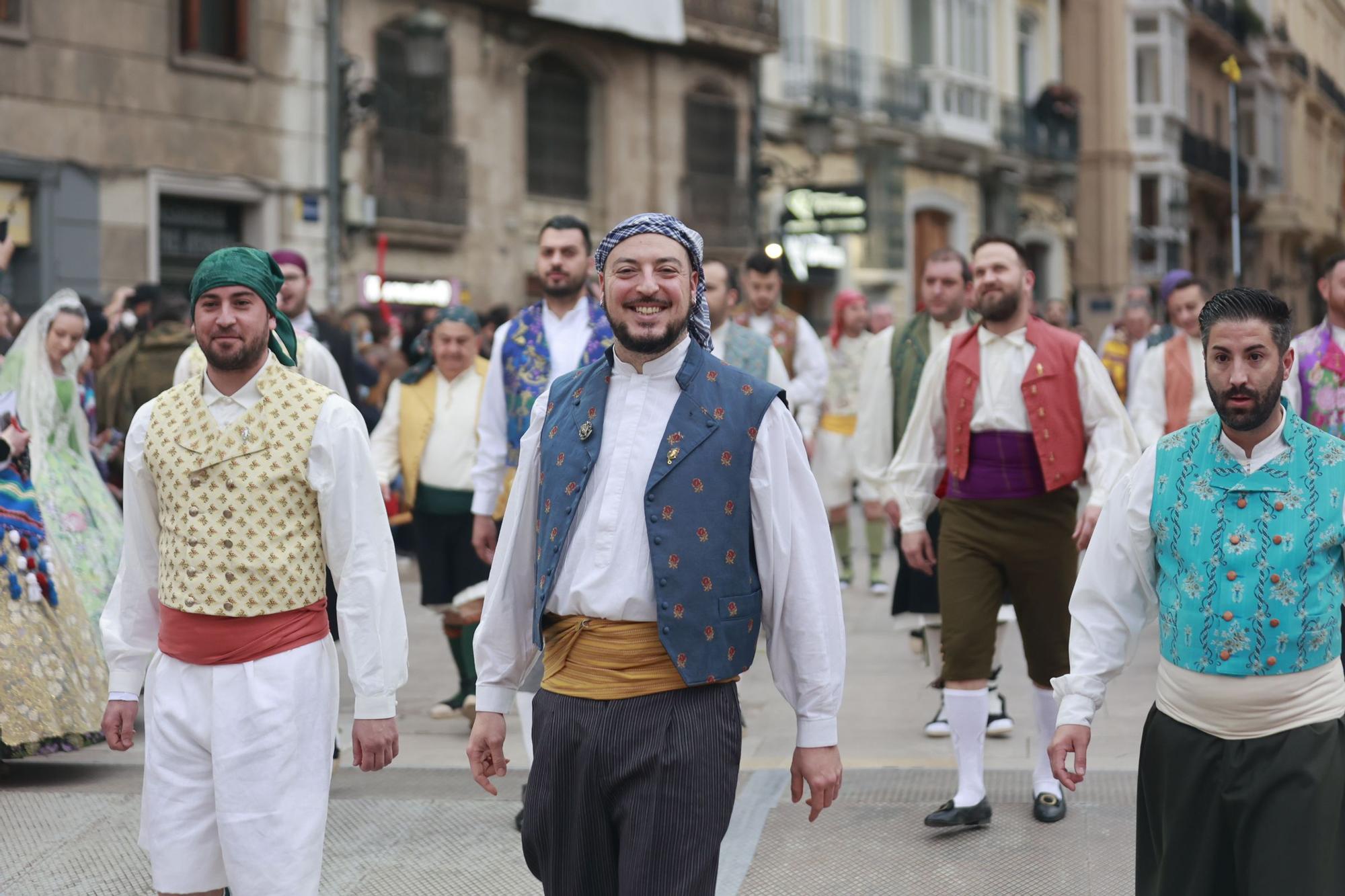 Búscate en el segundo día de ofrenda por la calle Quart (entre las 18:00 a las 19:00 horas)