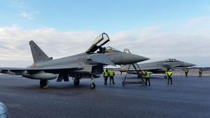 Dos aviones Eurofighters españoles en una misión de la OTAN.