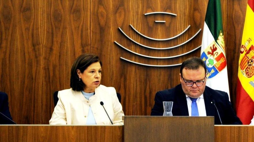 La Junta impulsará la reforma del Estatuto de Autonomía para suprimir los aforamientos