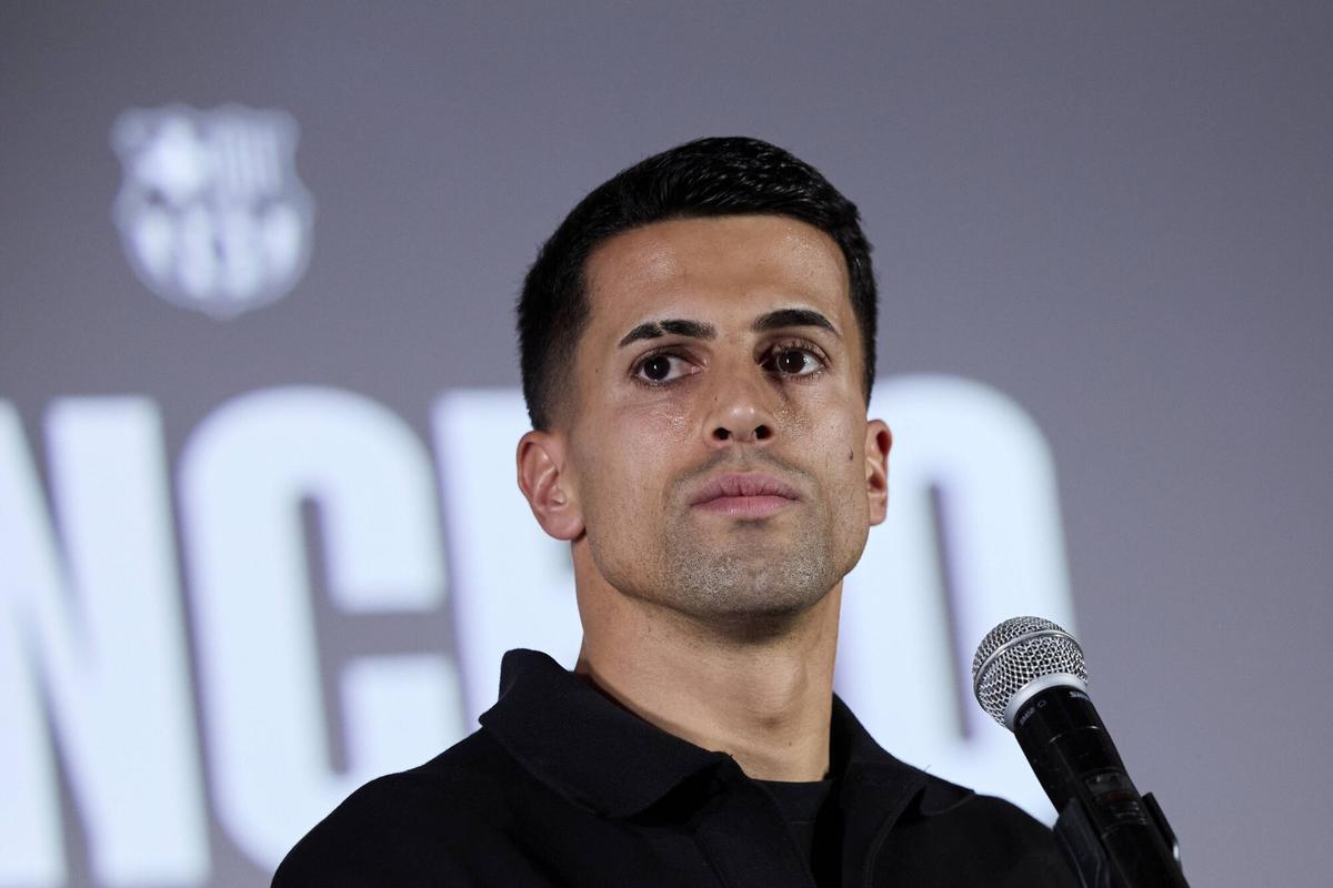 Ccancelo, en la presentación de su segunda etapa como jugador del FC Barcelona