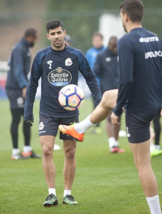 Entrenamiento del Deportivo en Abegondo